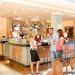 Globales Palmanova Palace (Adults Only) 